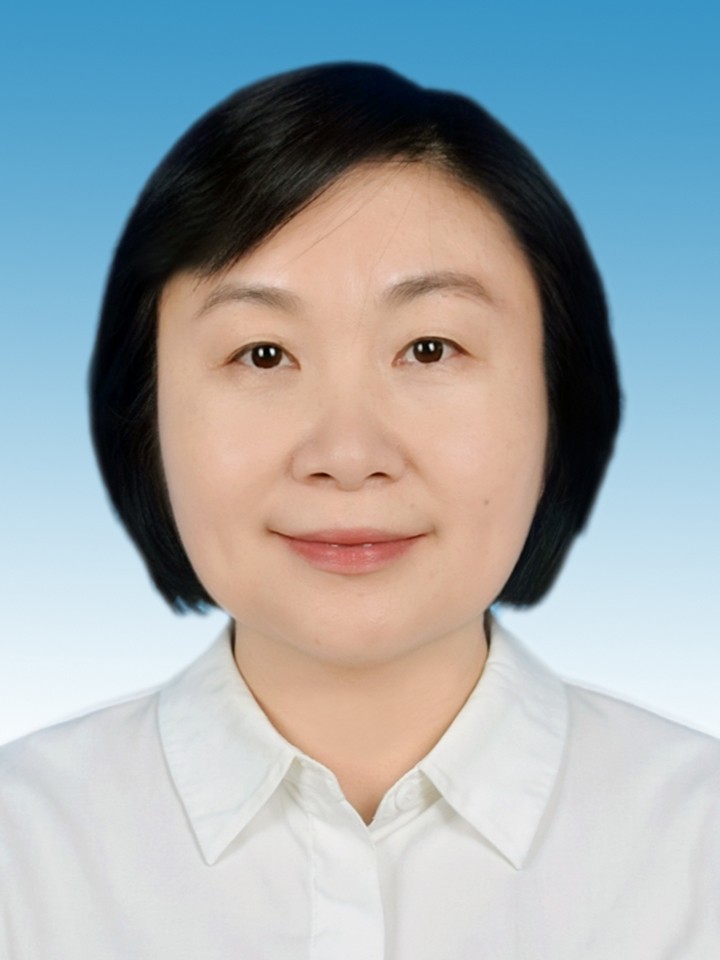 许颖颖县长